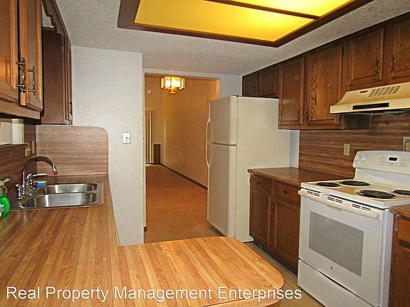 5th image of 6022 NW 16th St