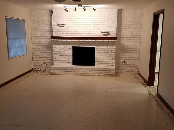 4th image of 445 Forest Lake Dr