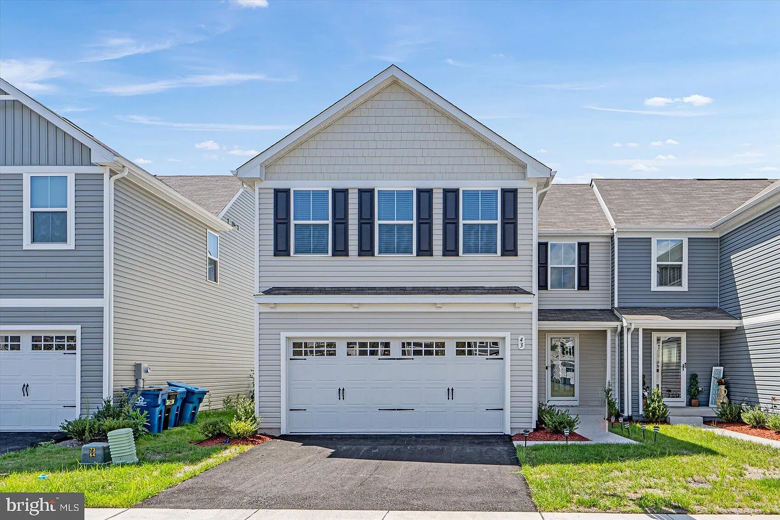 43 Olive Way photo 1