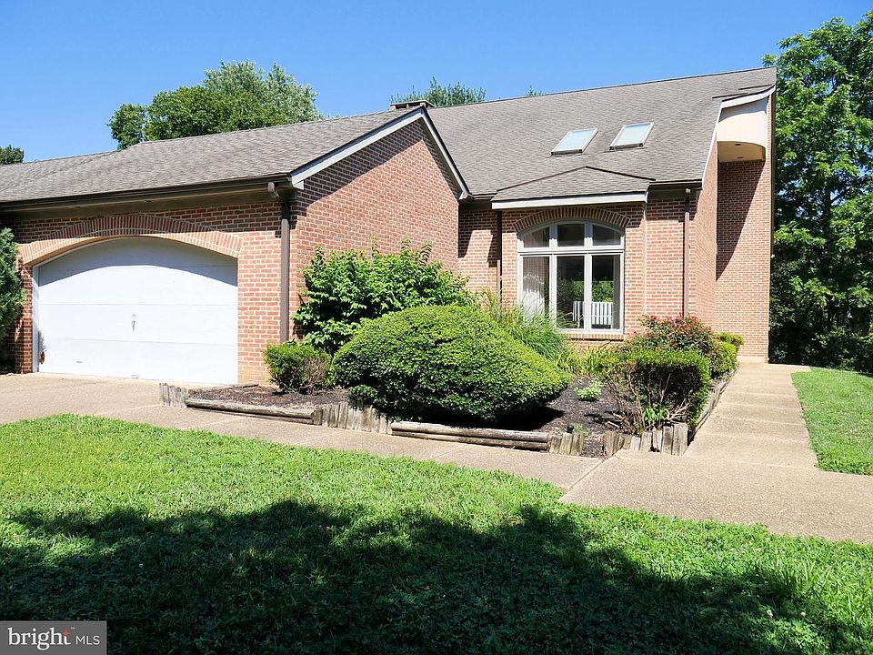 1st image of 109 Bellant Cir