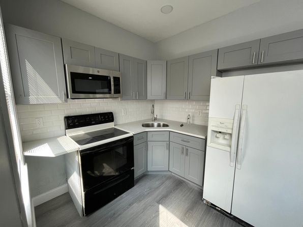 58 Broadway #4, Bangor, PA 18013 – 2-bedroom rental in Bangor