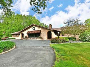 2942 Barclay Messerly Rd, Southington, OH 44470