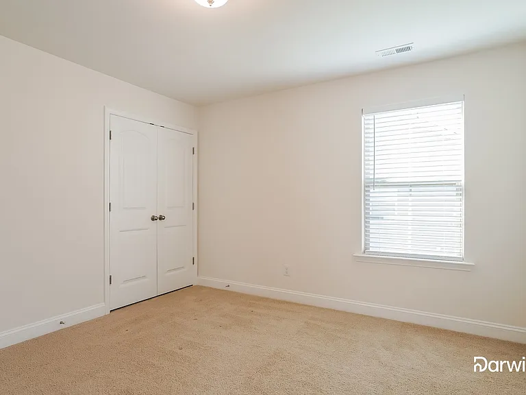 548 Carissa Ln — Photo 12