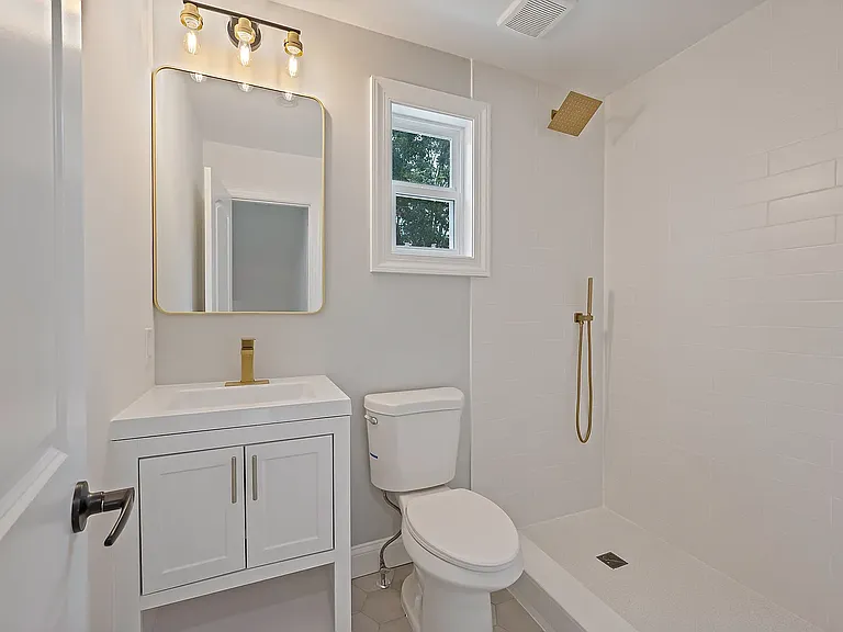 42 Smith St — Photo 21