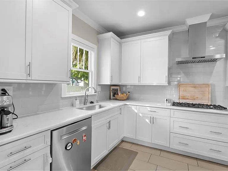 2943 W Bayshore Ct — Photo 15