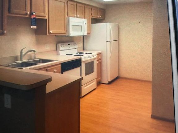 2nd image of 562 Dandy Brush Ln E #6