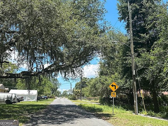 5th image of 2728 Kline Rd