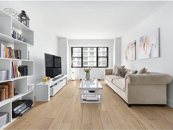 2nd image of 345 E 80th St APT 5D