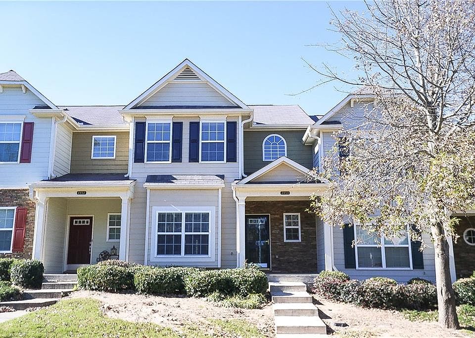 1st image of 2454 Suwanee Pointe Dr