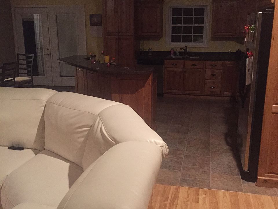 2nd image of 701 S. Tibbetts Ave