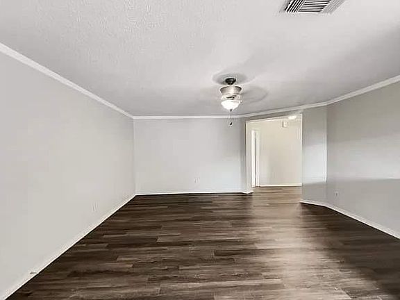 4th image of 7873 Pecan Hts