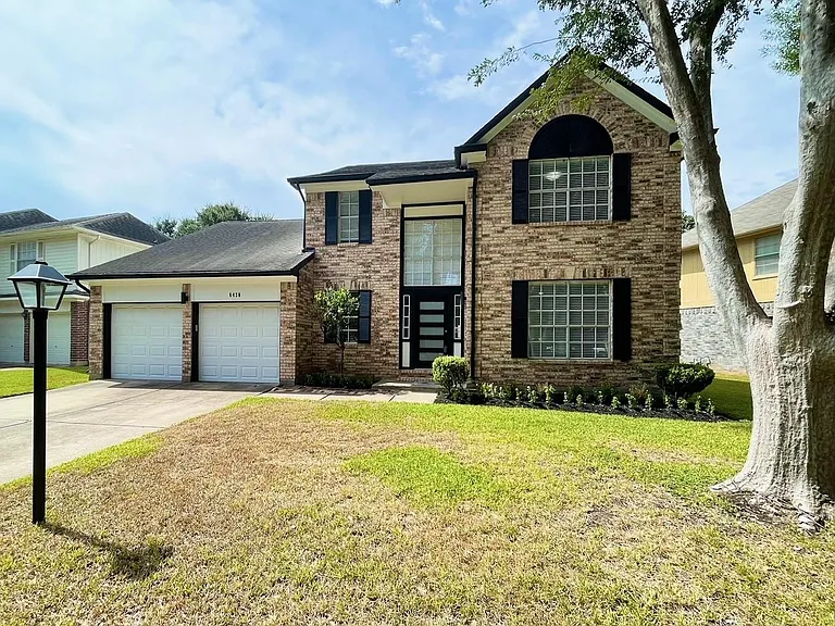 6438 Drake Elm Dr — Photo 1
