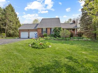 328 E Tratebas Rd, Chesterton, IN 46304