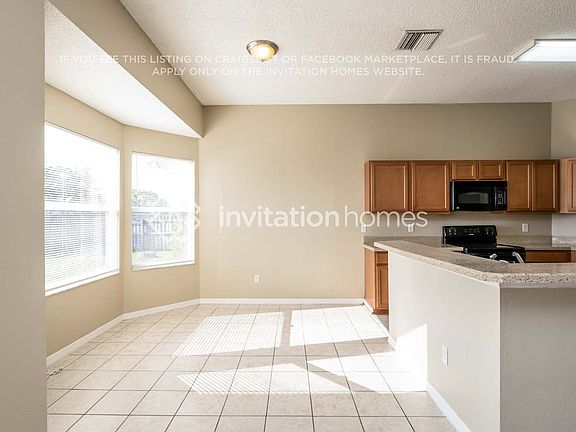 5th image of 4615 Hazelgrove Dr