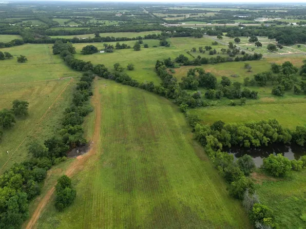 Fm 100, Honey Grove, TX 75446