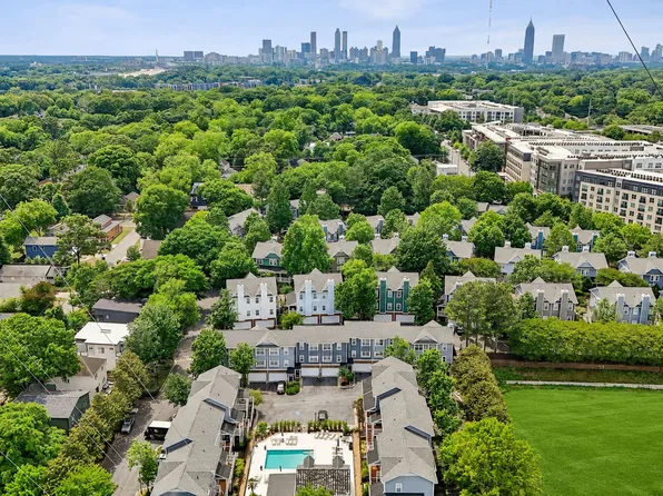 306 Carlyle Park Dr NE, Atlanta, GA 30307