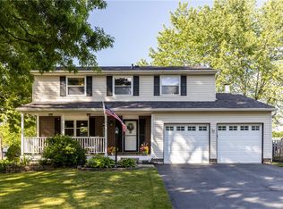 101 Briarwood Ln, Cranberry Township, PA 16066