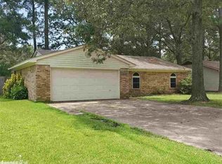 1404 Ridgway Rd, Pine Bluff, AR 71603