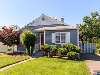 271 S Boulevard, Saddle Brook, NJ, 07663