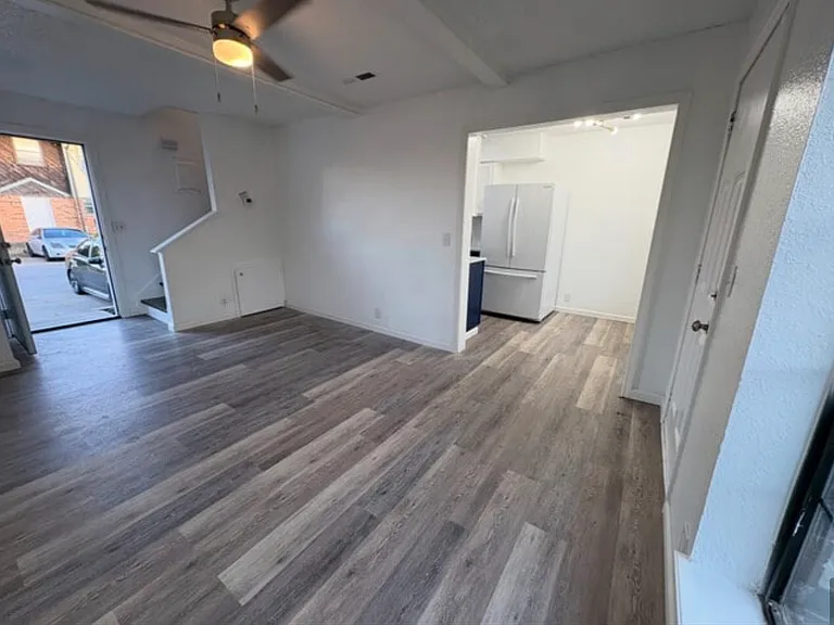 2720 SW 74th St #14 — Photo 2