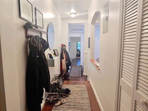 3rd image of 109 E 29th St #2RE