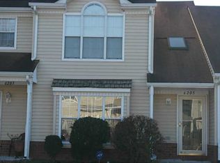 6205 Heather Glen Dr, Suffolk, VA 23435