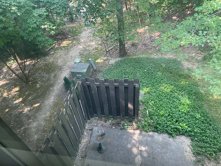 9404 Sherman Ln — Photo 15