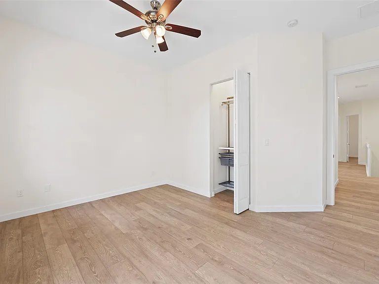 1434 SW 4th Ave #1434 — Photo 6