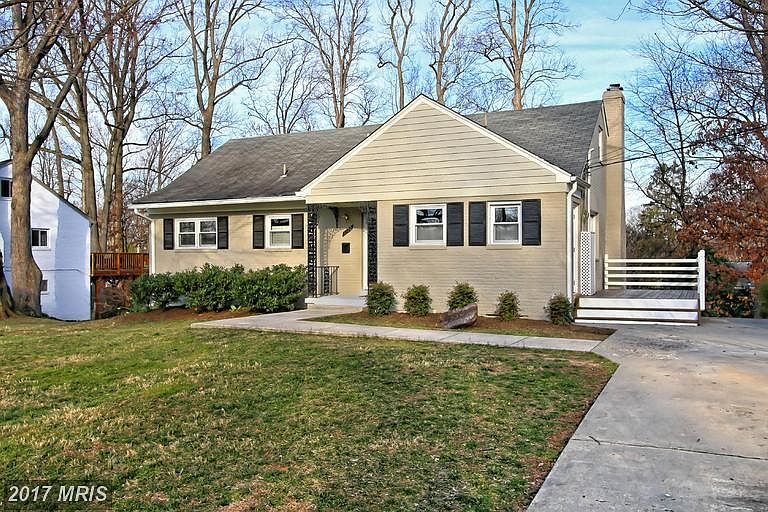 1st image of 3122 Shadeland Dr