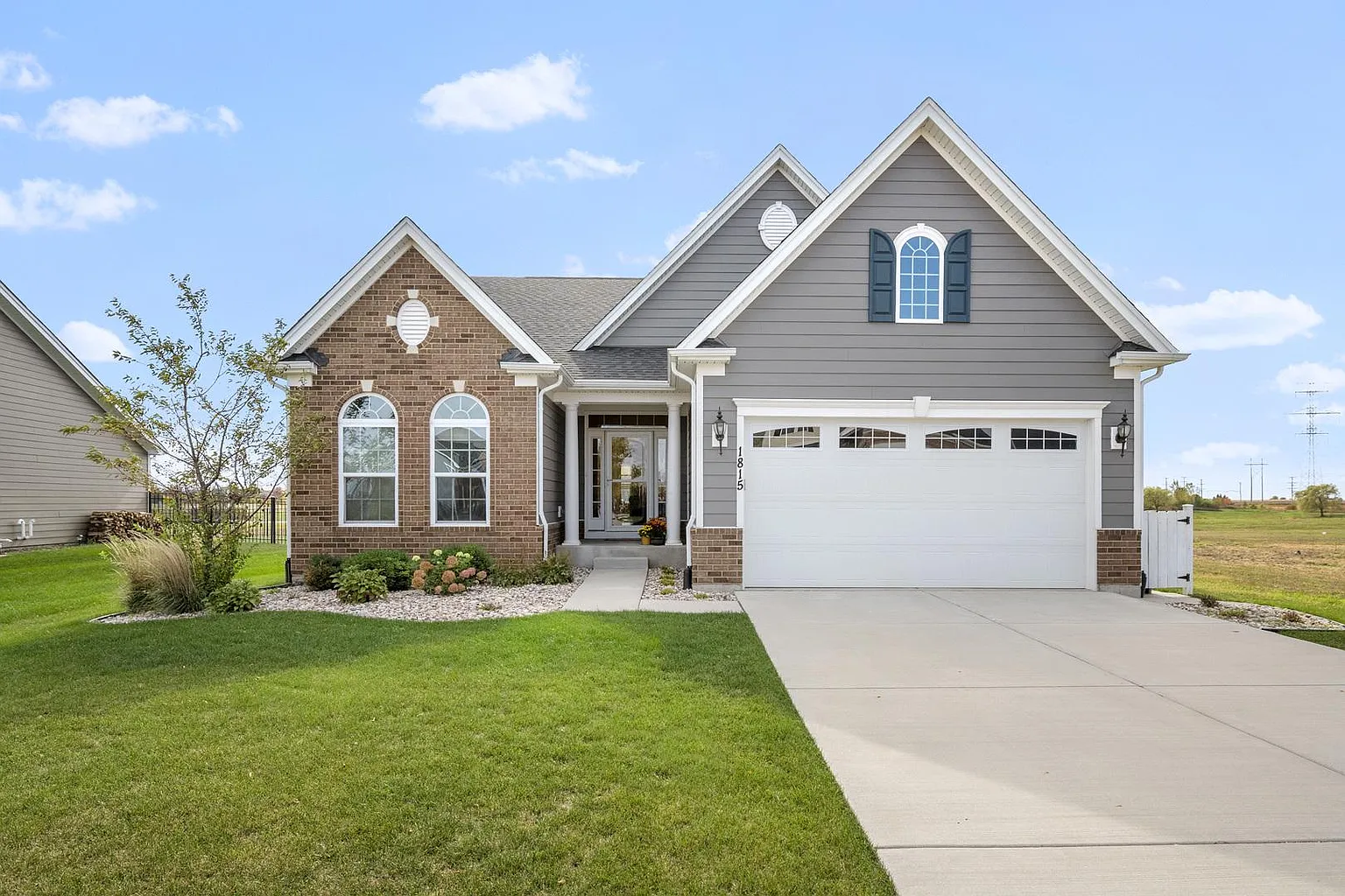 1815 Spencer Way photo 1