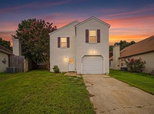 5408 Lord Dunmore Ct, Virginia Beach, VA 23464