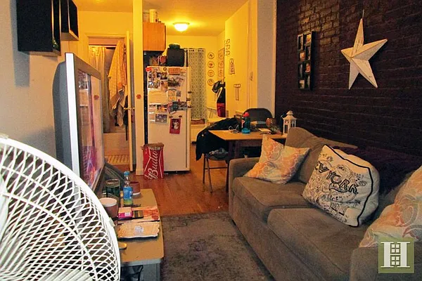 Rented by Halstead Real Estate | media 43