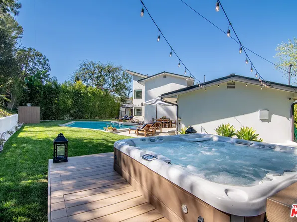 3658 Willowcrest Ave, Studio City, CA 91604