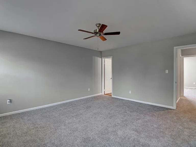 2112A Criston Dr — Photo 28
