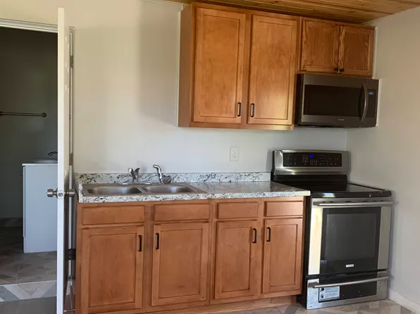 15895 S Golden Rd #B, Golden, CO 80401