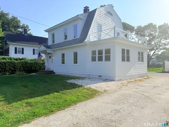 89 Commerce Street, Clinton, CT 06413
