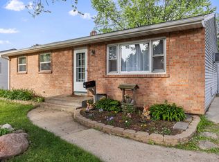 1720 Maple Ave, Belvidere, IL 61008