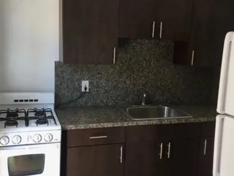 325 Majorca Ave — Photo 8