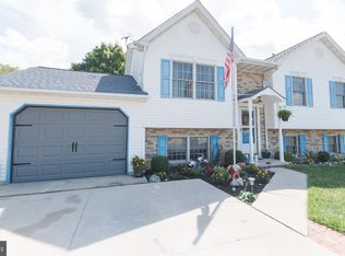 26 Shenandoah Ct, Littlestown, PA 17340