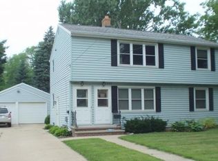 1207 N Leminwah St, Appleton, WI 54911