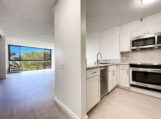 322 Aoloa St APT 503, Kailua, HI 96734