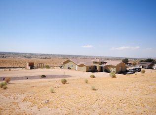 9540 Iroquois Rd, Apple Valley, CA 92308