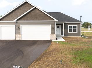 1756 E Kyle Cir, Beloit, WI 53511