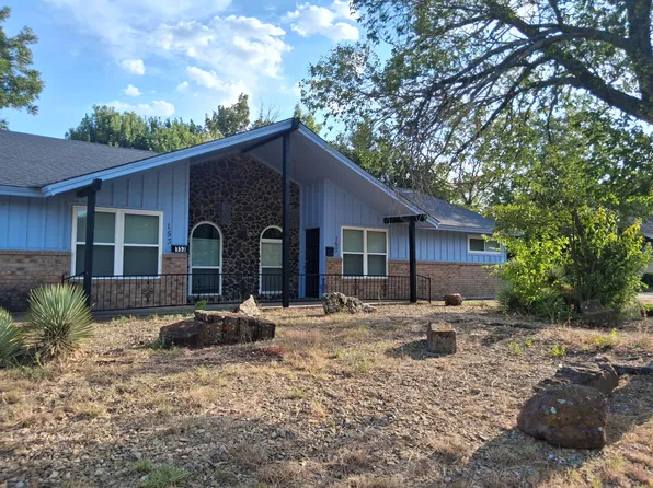 157 Sheri Ln, Hurst, TX 76053