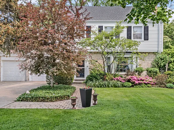 9545 Hamlin Ave, Evanston, IL 60203