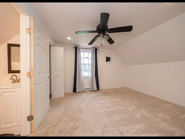 1112 S Hewitt Ave — Photo 9