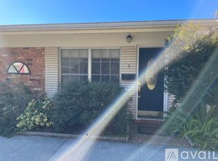 135 W Minnesota Ave APT 5, Deland, FL 32720