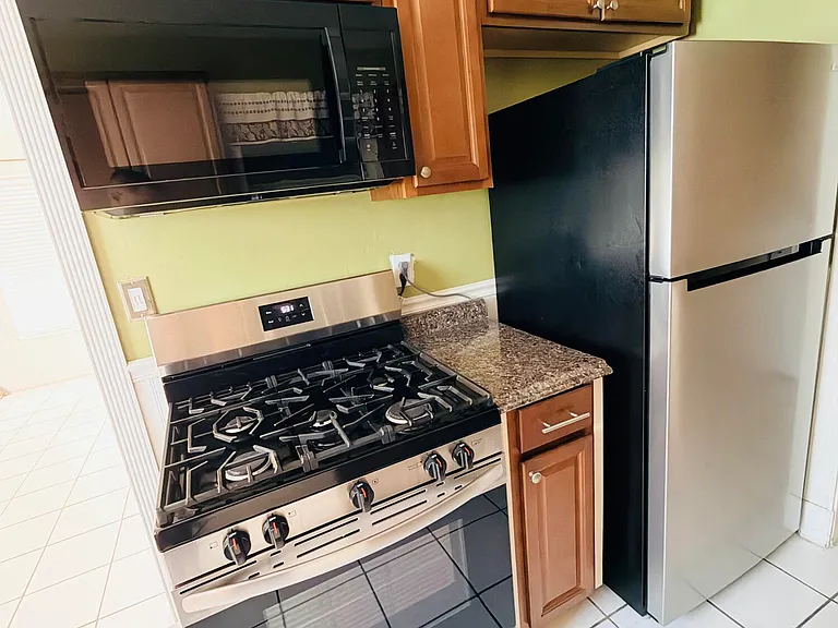 5755 Winfield Blvd — Photo 5
