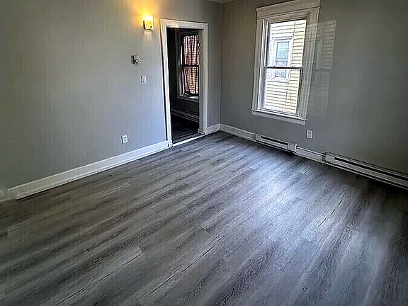 5th image of 76A2 Oak St #2