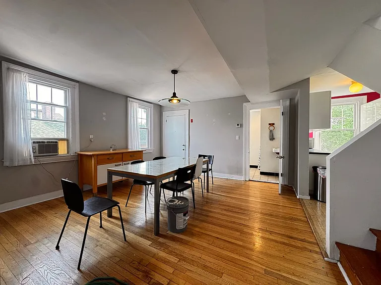 67 Pearl St — Photo 10
